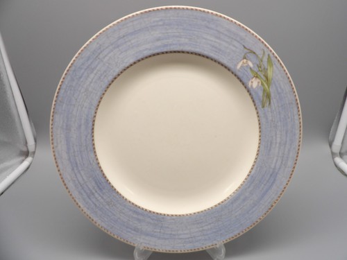 Sarah garden snowdrop by - sarah's,