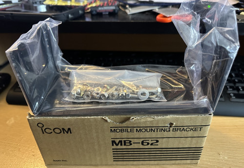 Nib icom mobile bracket - nib, mb-62