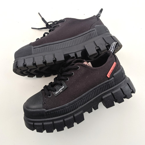New palladium women revolt - new!, women's