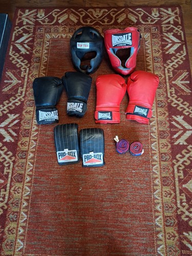 Lonsdale 12oz gloves wraps - ,