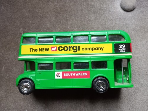 Corgi green south wales double - corgi,