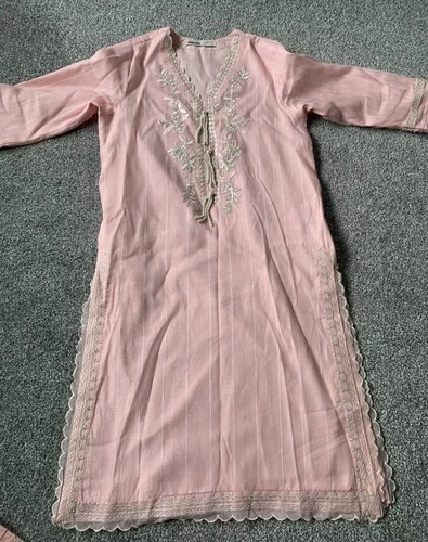 Pakistan designer khaadi size - pakistan,