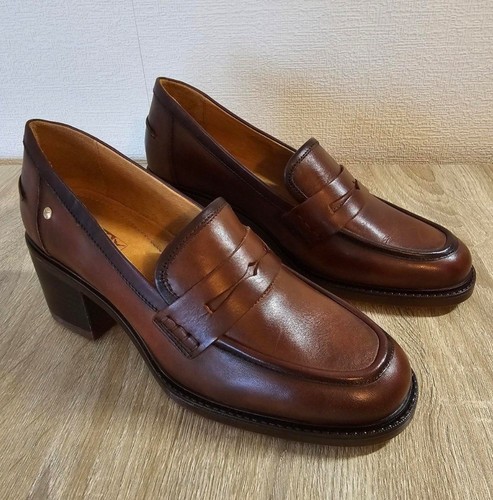 Elegant comfortable brown - comfortable,