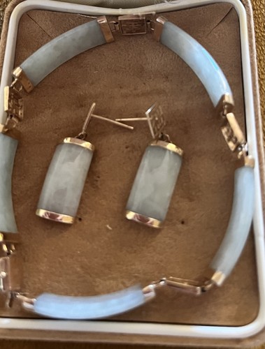 9ct yellow gold jade - gold, bar