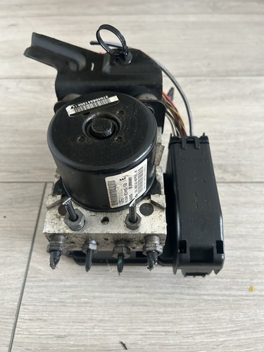 Av59 2c405 ford fiesta - ford, mk7