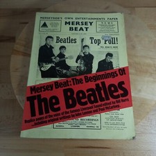 Mersey Beat: The Beginnings of the Beatles Paperback – 1 Jan. 1977