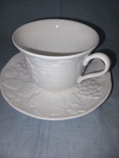 Wedgwood Strawberry and Vine -