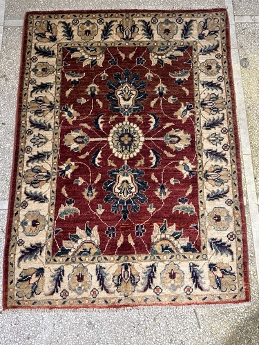 115x83cm hand knotted - 115x83cm, red
