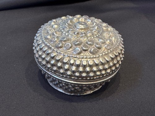 Vintage had crafted indian - vintage,
