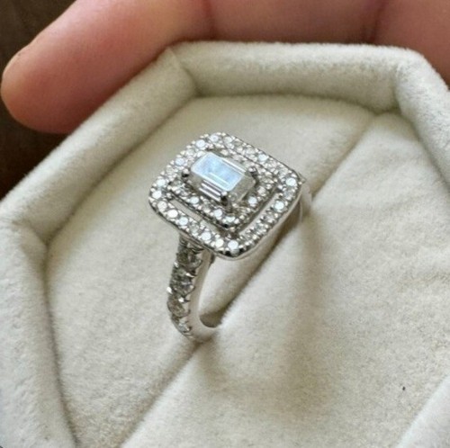 Silver classic square emerald - silver,