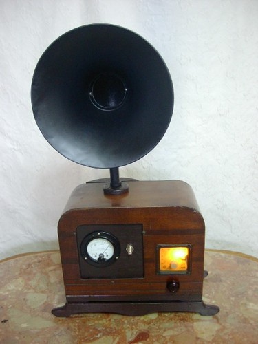 Nanaola vintage tube radio - tube,