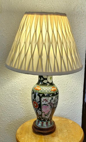 Chinese ceramic lamp poss - chinese, lamp,