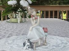 LLADRO "CHIT CHAT GIRL ON