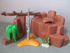 Playmobil Western/Safari/Zoo red rocky scenery with cave, dead tree, cactus