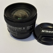 Nikon AF Nikkor 20mm f/2.8 D