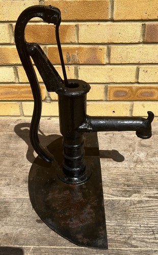 Vintage cast iron garden hand - iron,