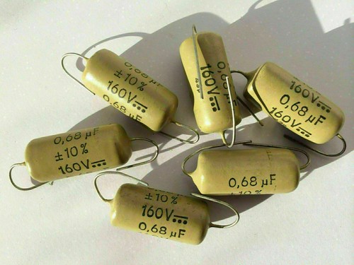 Nos 68uf 160v philips - 2x, 0.68uf/160v