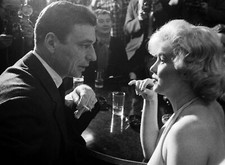 PHOTO YVES MONTAND ET MARILYN MONROE V001 6