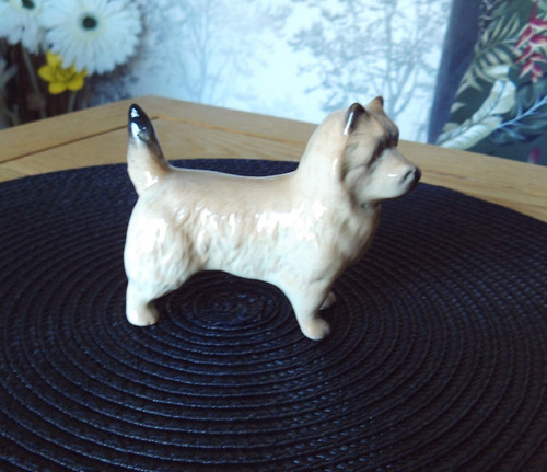 Beswick cairn terrier dog - beswick,