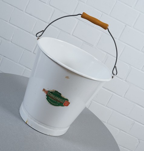 Enamel bucket with - bucket,