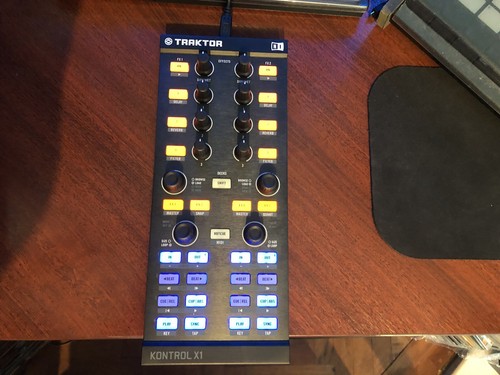Native instruments traktor - instruments,