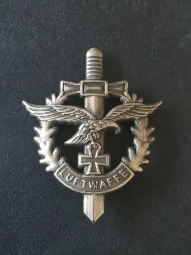 Luftwaffe ww2 badge repro - ,