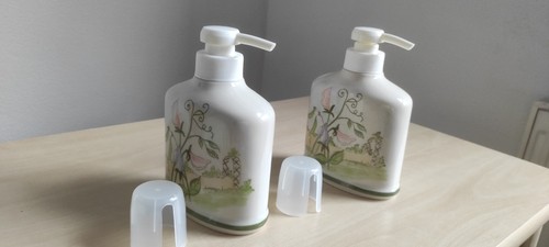Vintage hand painted soap