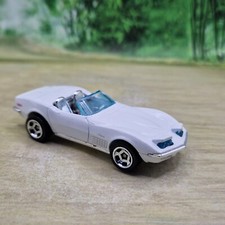 Hot Wheels '72 Corvette Stingray Diecast Model Car 1/64 (26) Excellent Condition