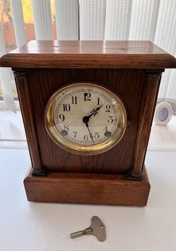 Vintage oak cased mechanical - oak,
