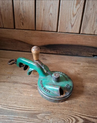 Spong bean slicer - bean, vintage