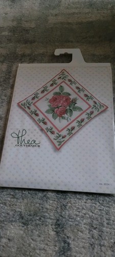 Thea gouverneur rose centre - thea,