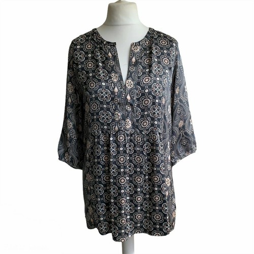 Odd molly ikat - molly, floral