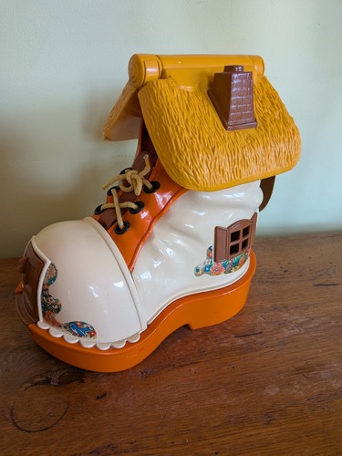 Matchbox vintage play boot - play,