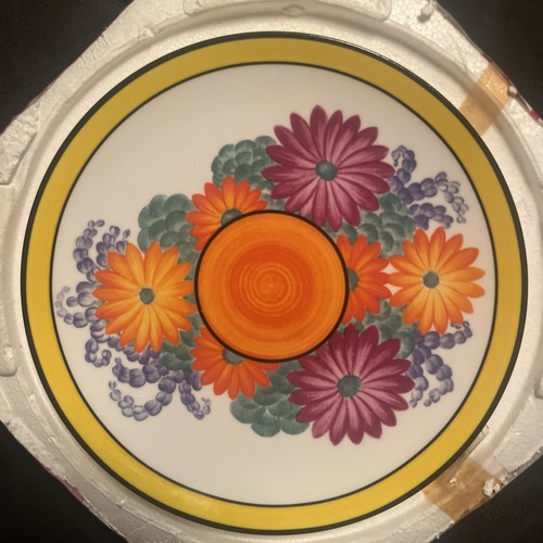 Clarice cliff limited - cliff, edition