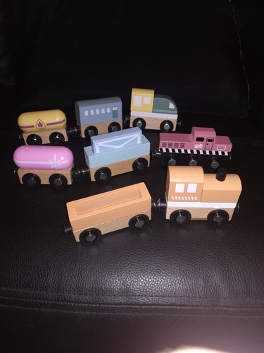 Wooden magnetic pull along - wooden,