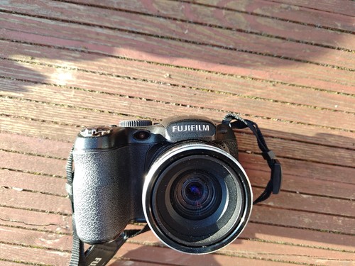 Fujifilm finepix s1800 compact - fujifilm,