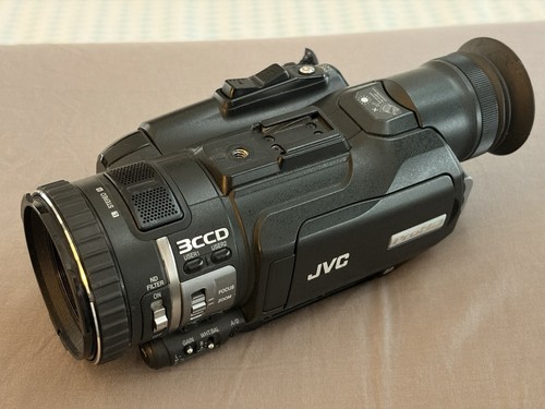 Jvc hm100e semi pro - jvc, gy-hm100e