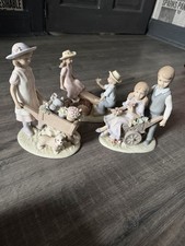 Leonardo Figurines Depicting