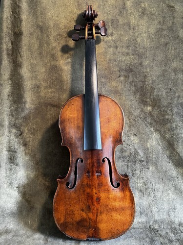 Interesting old violin circa - interesting,