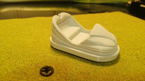24th scale fairground - scale, smooth