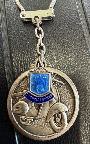 Vespa dealer vintage keyring