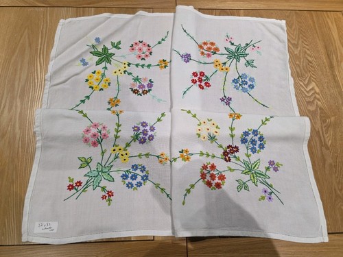 Vintage white embroidered - white,