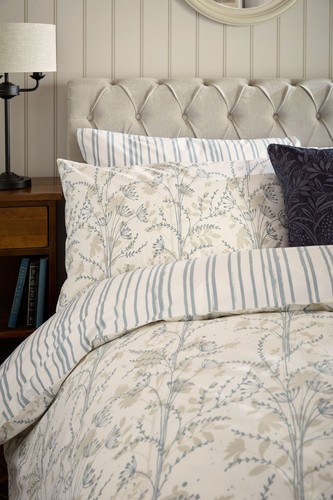 Laura ashley fennelton - laura,