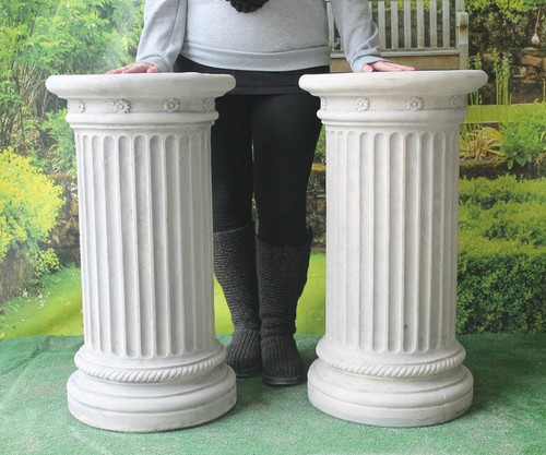 Single large stone round - stone,