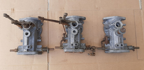 Incomplete carburetors on - carburetors,