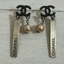 CHANEL Chanel earrings fake pearl here mark logo 05P 1.9 inch