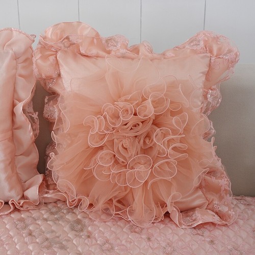 Ruffles lace throw - ruffles, case
