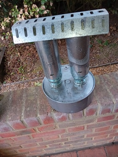 Twin burner paraffin - burner,