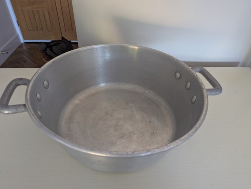 Large vintage aluminium - vintage,