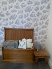 Chateau Chic Wallpaper -